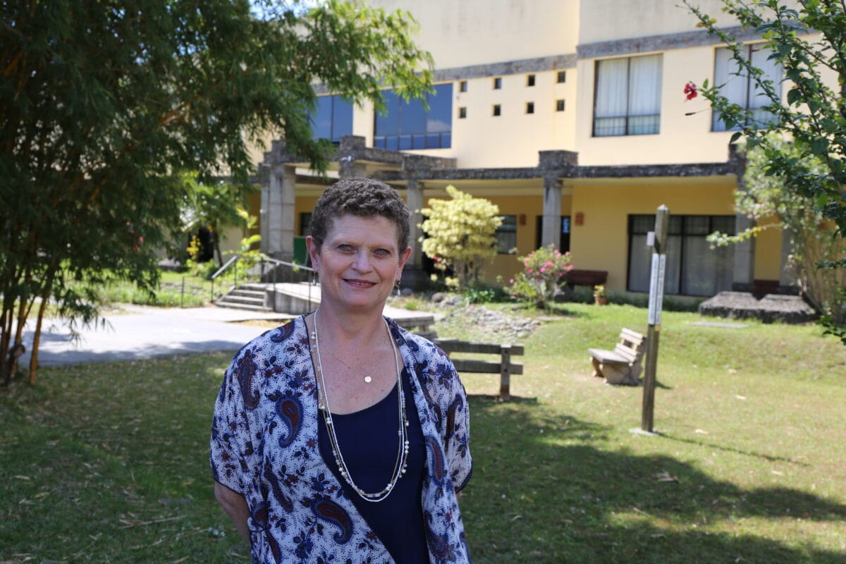 Elisabeth Cook, Rektorin der UBL in Costa Rica
