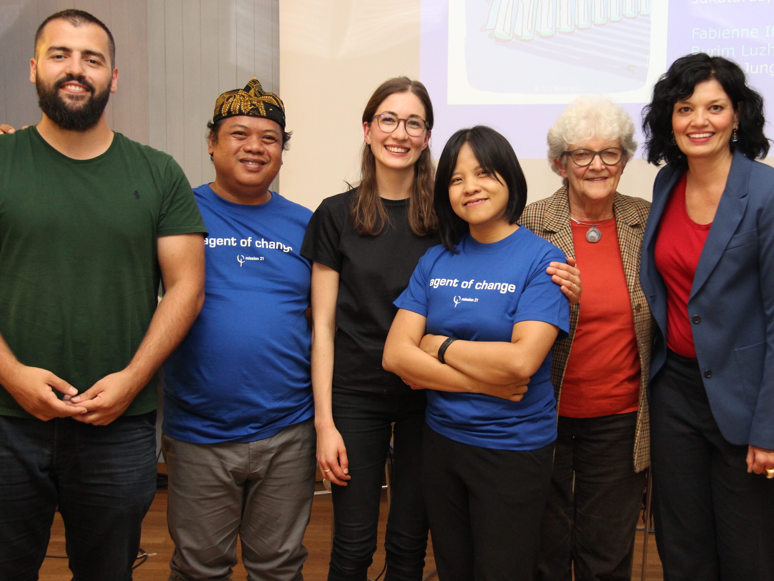 dialog international 2019 panel discussion "youth for peace" 2019 4 to 3